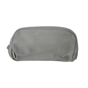 NWT Lululemon Everywhere 1L Gray Adjustable Crossbody Bag / Waist Fanny Pack O/S